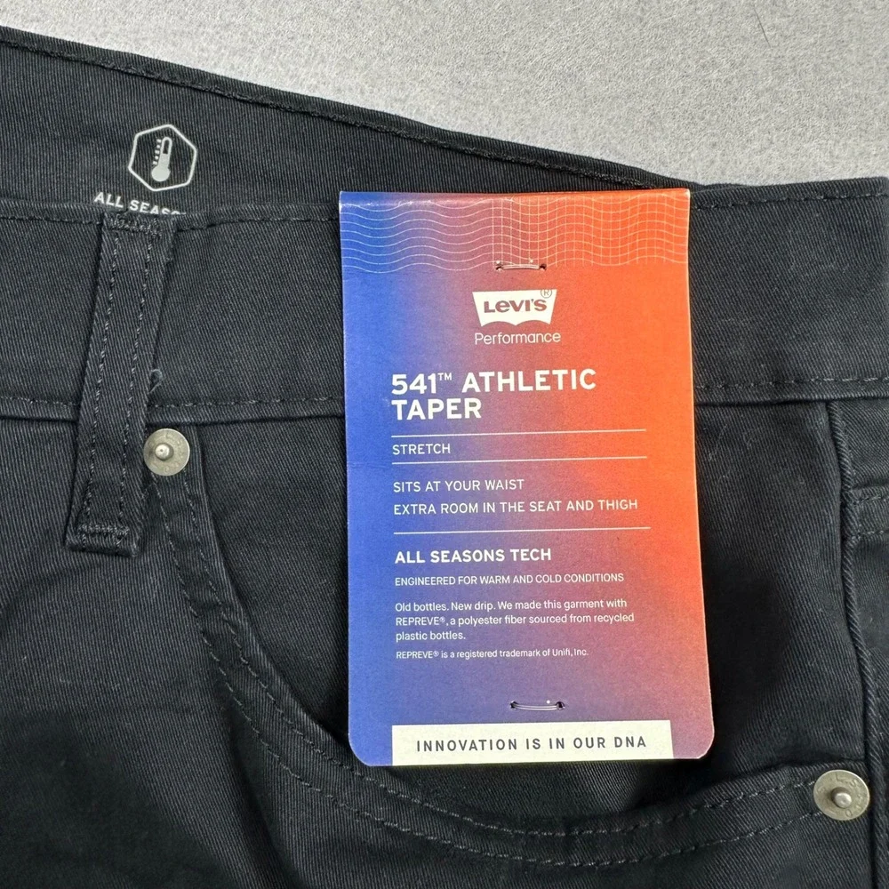 Levis 541 Athletic Taper Pants Mens 36x36 Black All Seasons Tech Stretch NEW